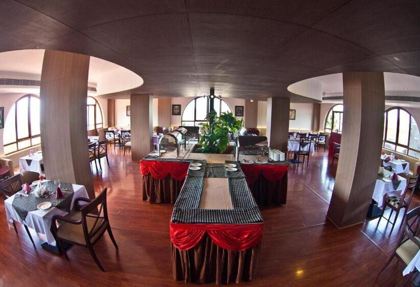 Hotel Paramount Tower