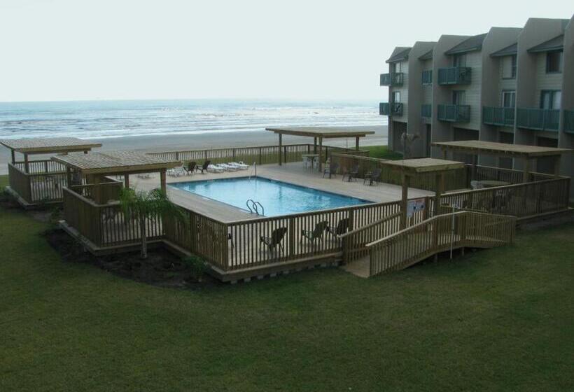 ホテル Peregrine Townhomes