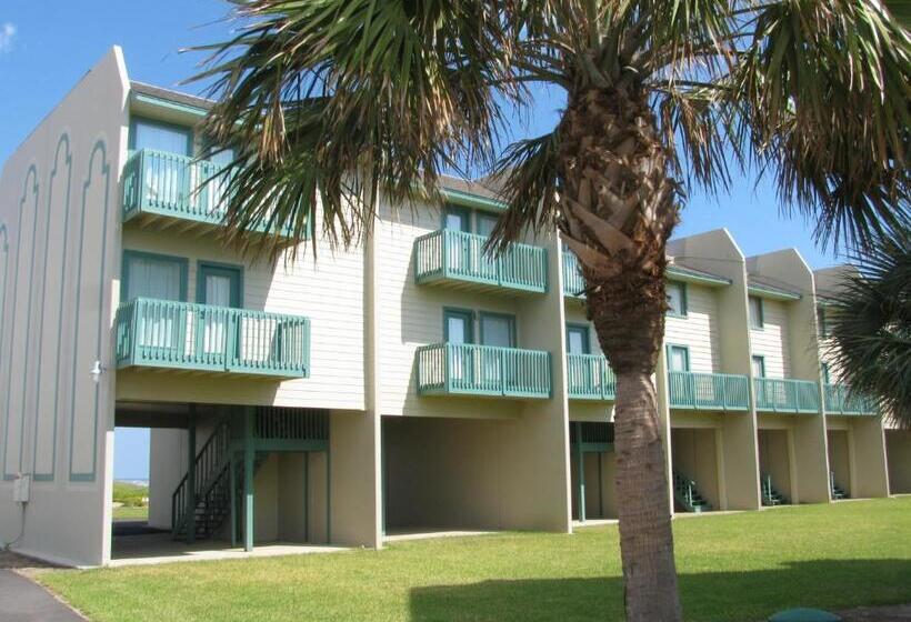 ホテル Peregrine Townhomes