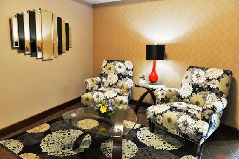 هتل Plaza Juan Carlos