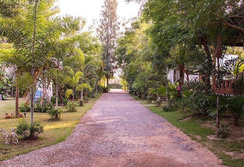 Hotel Pranburi Cabana Resort