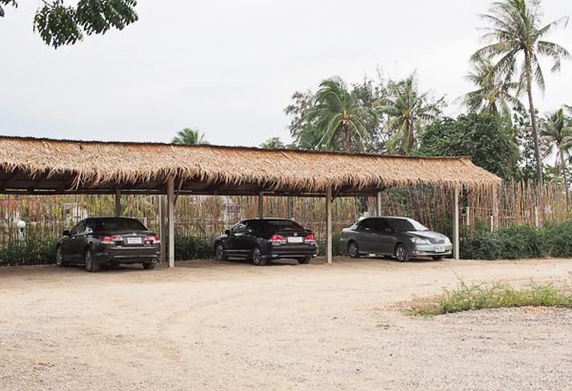 בית מלון כפרי Pranburi Cabana Resort