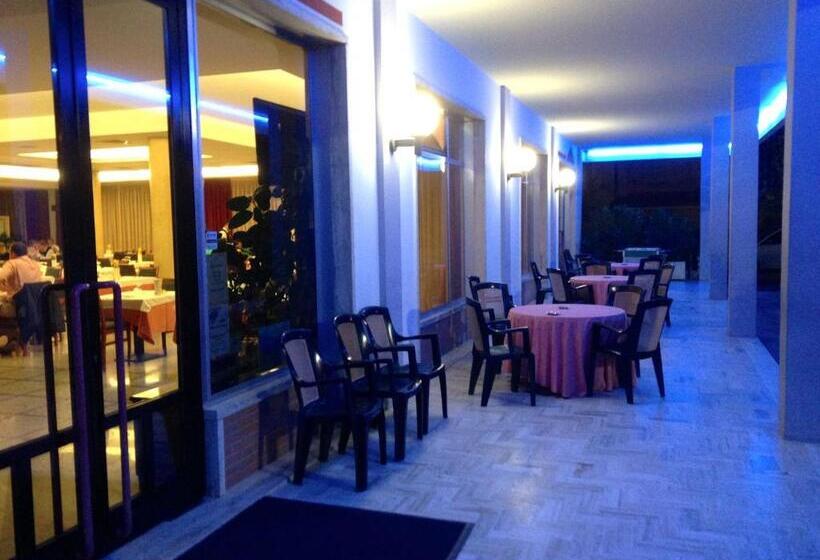 酒店 Ristorante Anita