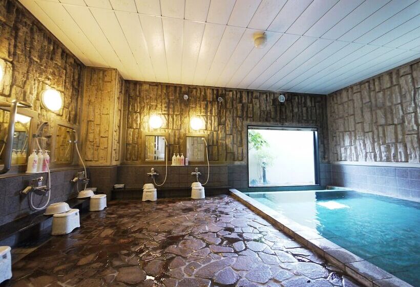 호텔 Route Inn Igaueno Igaichinomiya Inter