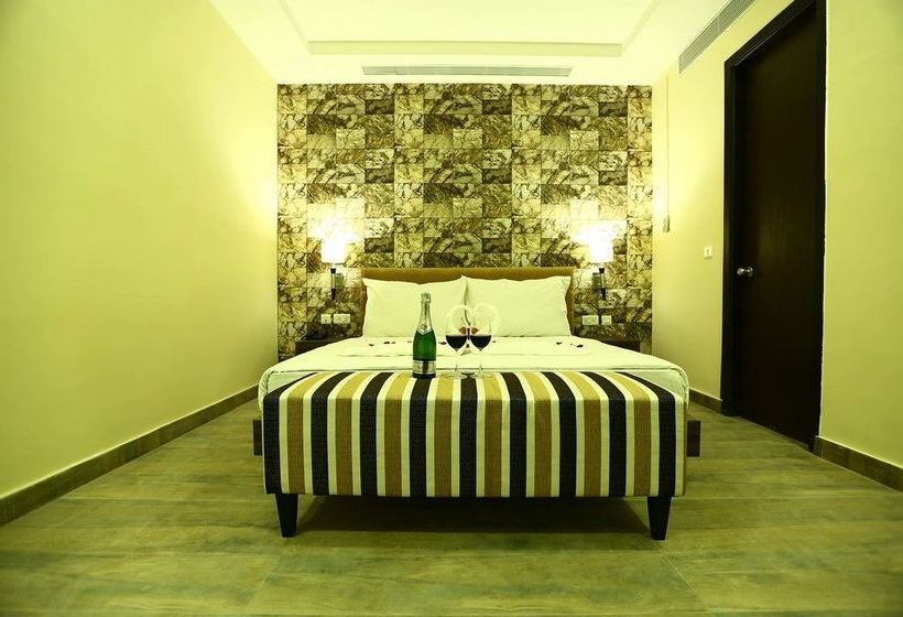 فندق Safari Park Resort