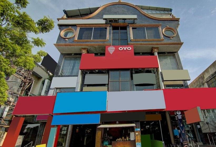 בית מלון כפרי Sai International Serviced Apartments