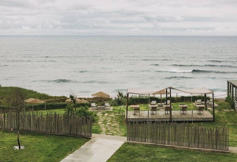 ホテル Santa Bárbara Ecobeach Resort