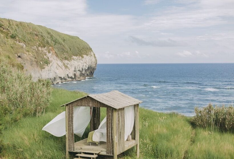 ホテル Santa Bárbara Ecobeach Resort