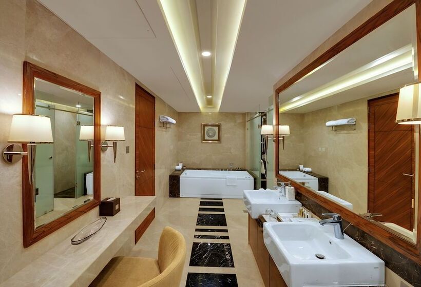 בית מלון כפרי Sayaji Kolhapur