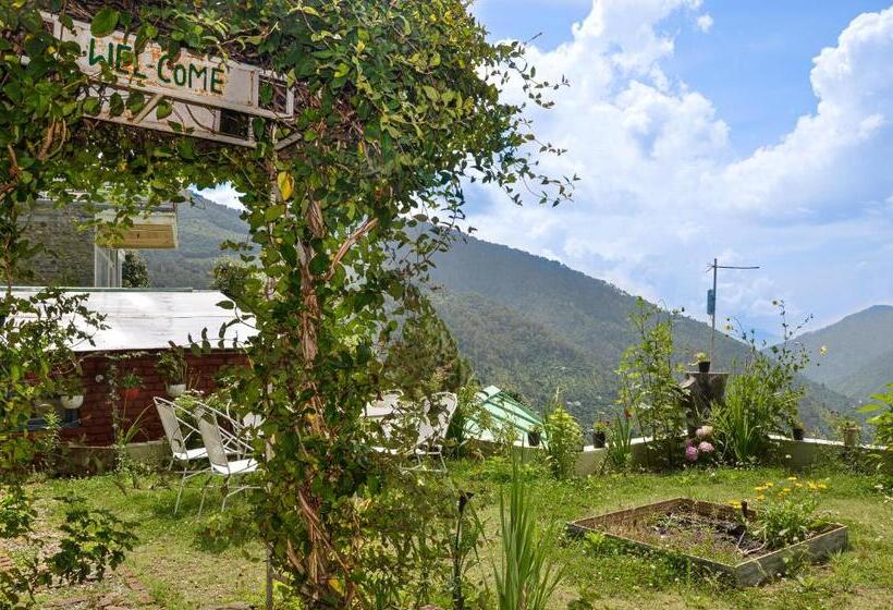 בית מלון כפרי Seclude Ramgarh Cliff S Edge