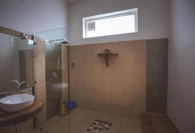 בית מלון כפרי Seclude Ramgarh Cliff S Edge