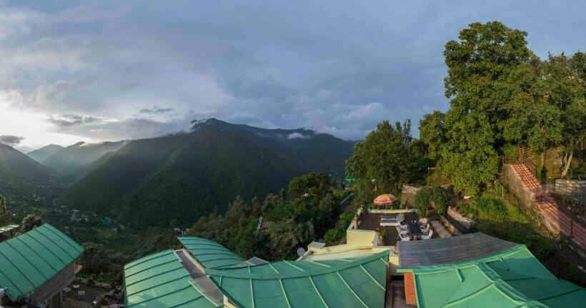 בית מלון כפרי Seclude Ramgarh Cliff S Edge