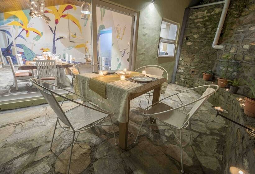 בית מלון כפרי Seclude Ramgarh Cliff S Edge