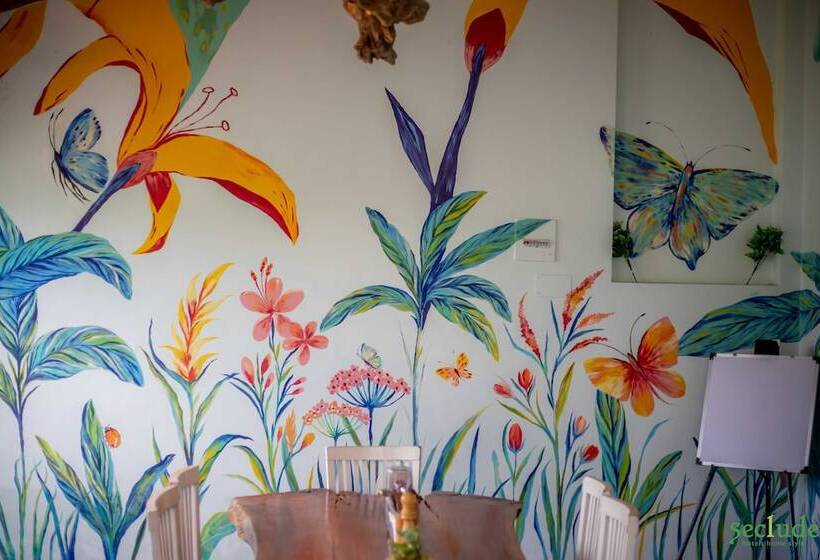 בית מלון כפרי Seclude Ramgarh Cliff S Edge