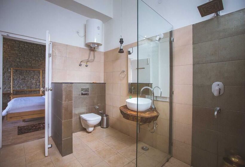 בית מלון כפרי Seclude Ramgarh Cliff S Edge