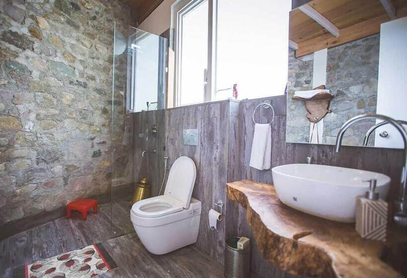 בית מלון כפרי Seclude Ramgarh Cliff S Edge