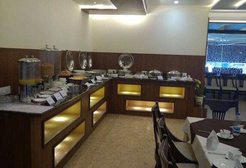 ホテル Seven Hills Tower