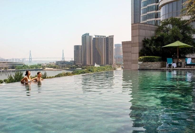 בית מלון כפרי Sheraton Zhanjiang