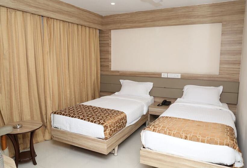 هتل Shree Venkateshwara