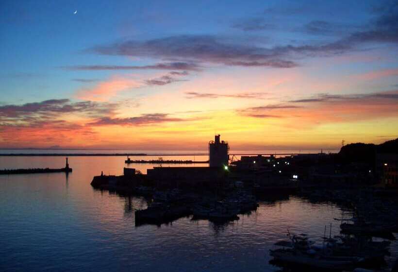 בית מלון כפרי Tanegashima Araki