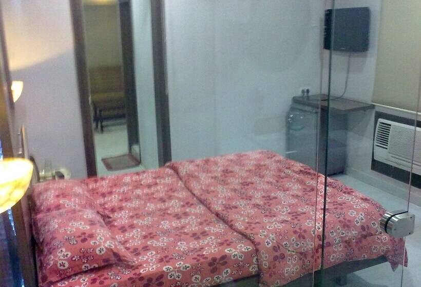 هتل Tara International