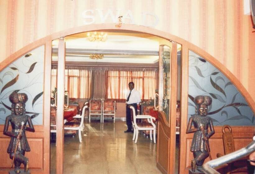 هتل Tara International