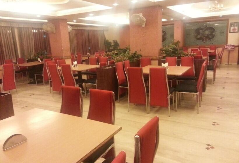 هتل Tara International