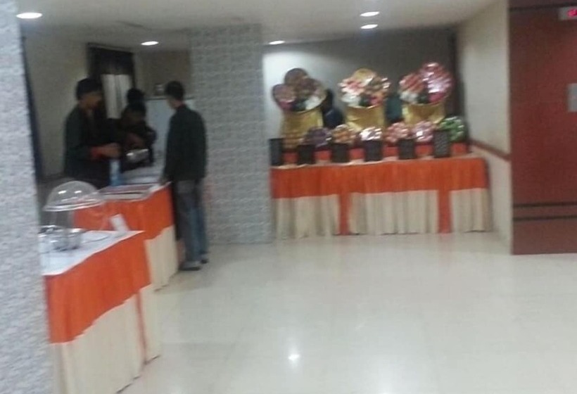 هتل Tara International