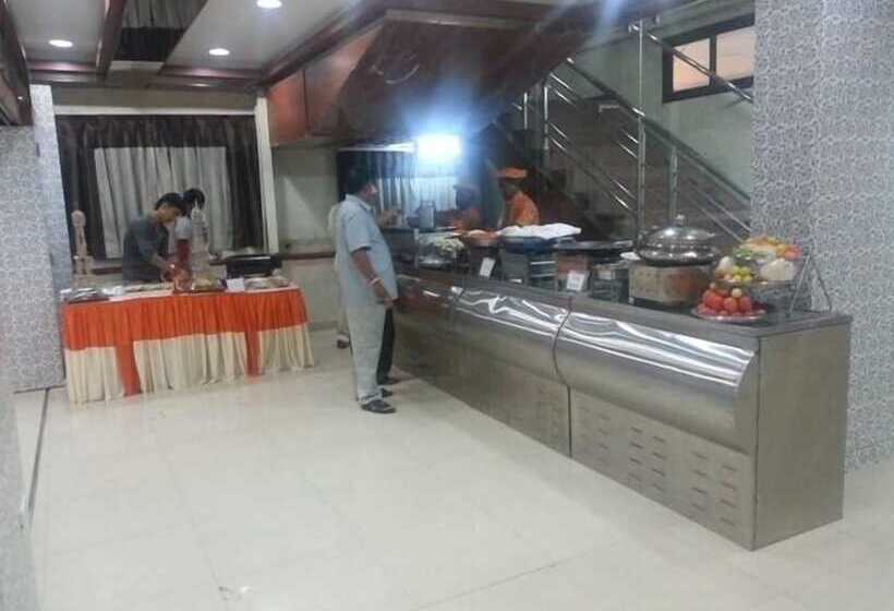 هتل Tara International