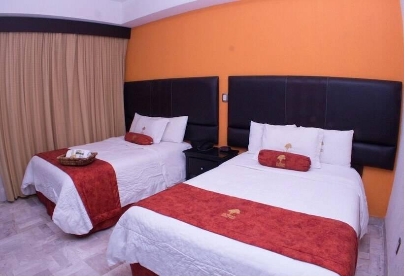 Отель The Lit 13