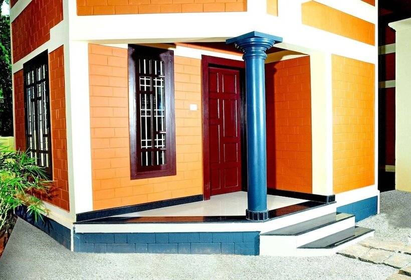 Отель Varkala Villa