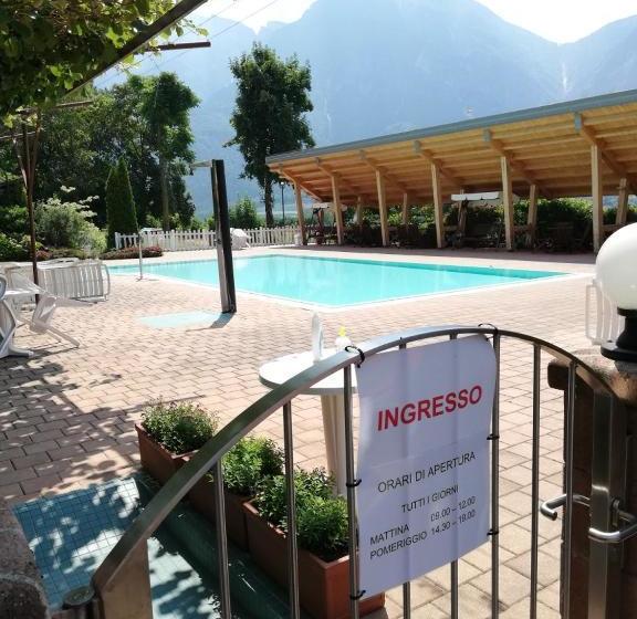 فندق Villa Flora