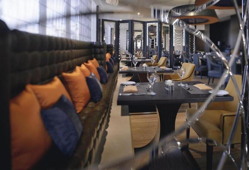 Voco Riyadh, An Ihg Hotel فندق فوكو الرياض, احدى فنادق مجموعة إنتركونتيننتال