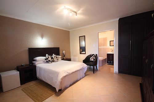 Отель Walts Place