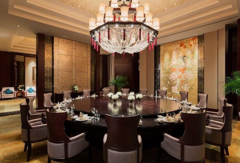 בית מלון כפרי Wanda Realm Chifeng