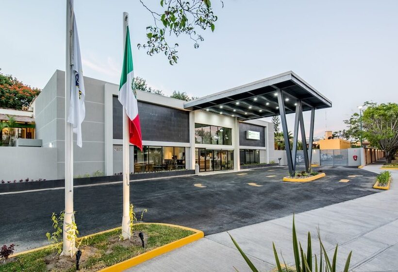 فندق Wyndham Garden Guadalajara Expo Plaza Del Sol
