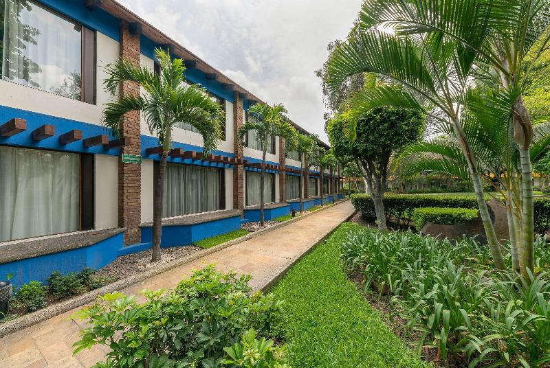 فندق Wyndham Garden Guadalajara Expo Plaza Del Sol