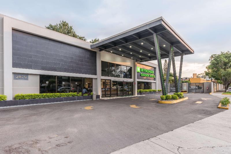 فندق Wyndham Garden Guadalajara Expo Plaza Del Sol