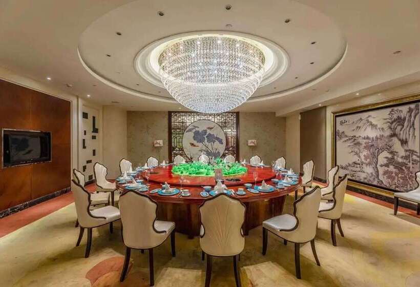 Отель Wyndham Grand Plaza Royale Chenzhou