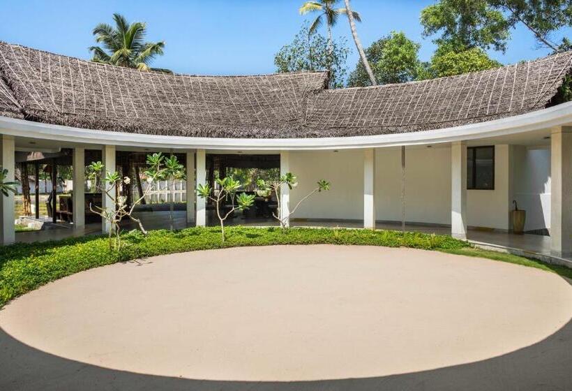 酒店 Xandari Pearl Beach Resort