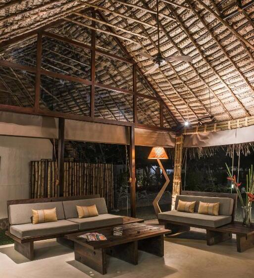 酒店 Xandari Pearl Beach Resort