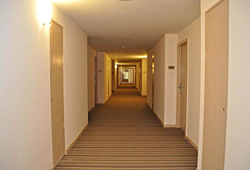 בית מלון כפרי Zara S Boutique