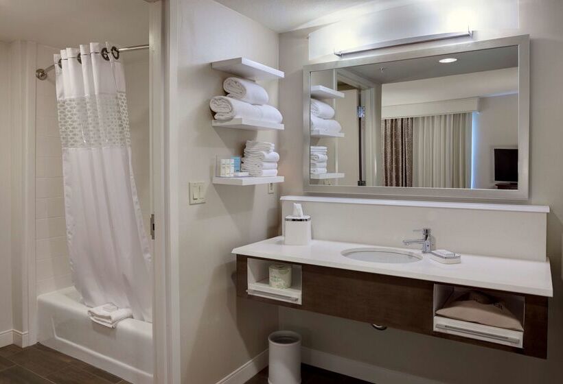 מוטל Hampton Inn & Suites Blythe