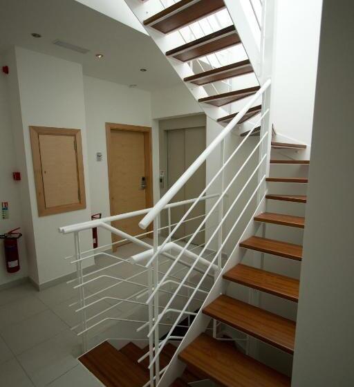 پانسیون Harbour Lodge