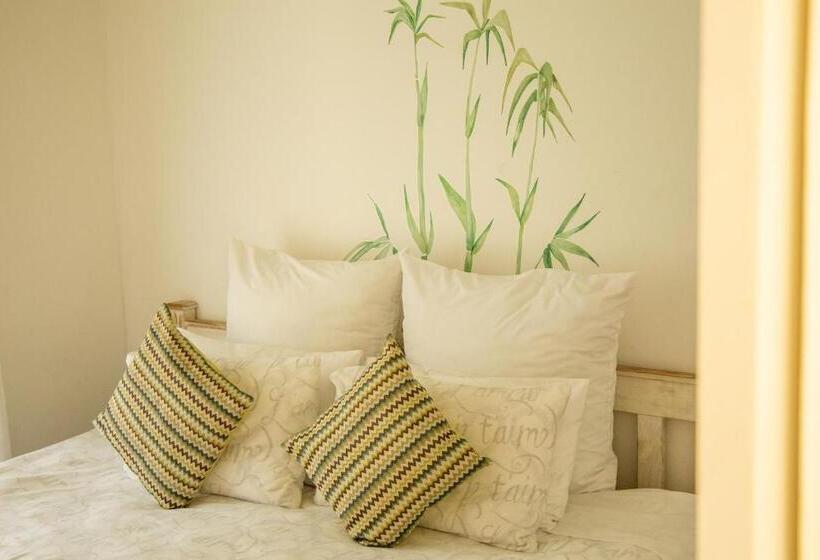 Пансион Lincoln Cottages Bnb & Self Catering