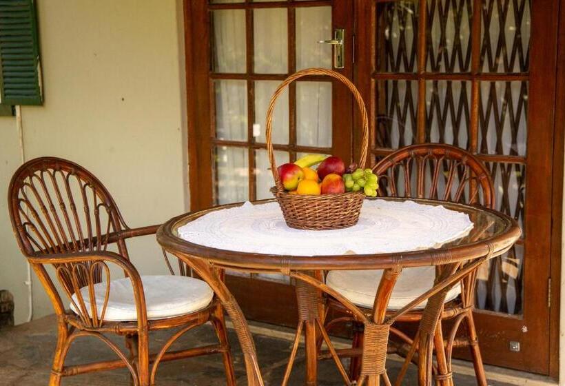 Пансион Lincoln Cottages Bnb & Self Catering