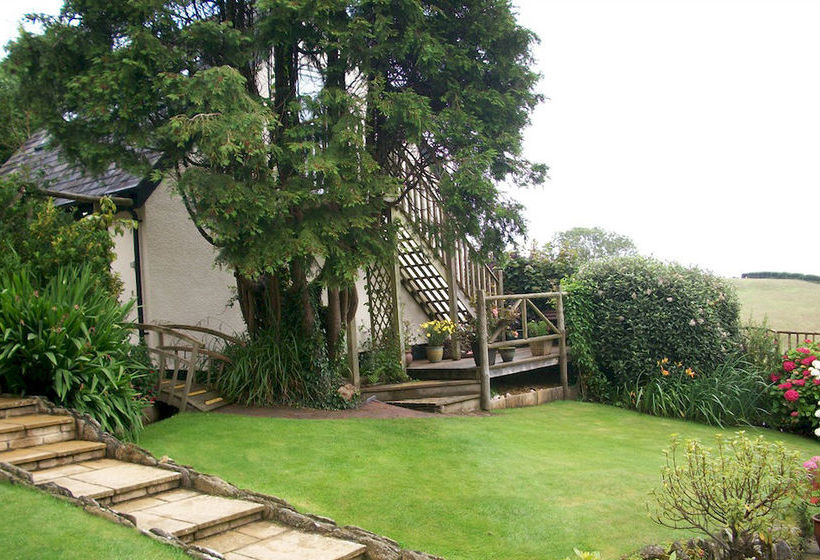 פנסיון Frogwell B&b