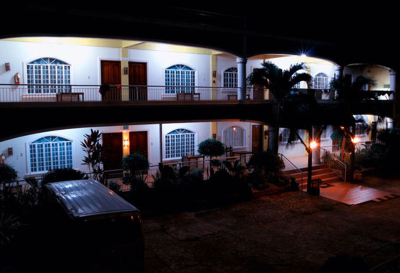 レジデンス Althea's Place Palawan