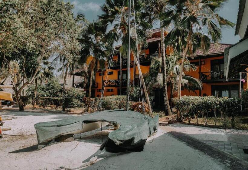 منتجع Mnarani Beach Cottages