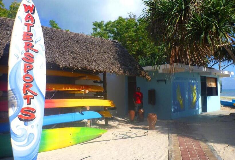 منتجع Mnarani Beach Cottages